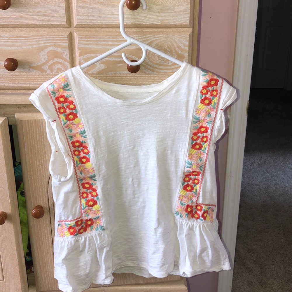 Alya tops size small